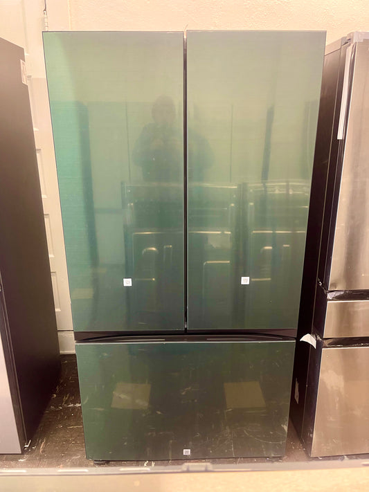 Samsung BESPOKE RF30BB6200 30 cu ft 3-Door French Door Refrigerator with Beverage Center in Emerald Green Steel